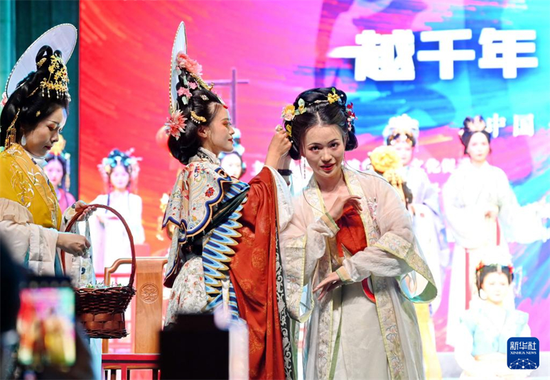 7. Hanfu-Kulturfestival der Taiwanstra?e in Fuzhou er?ffnet